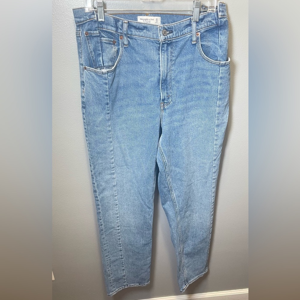 Abercrombie & Fitch The ‘90s Straight Ultra High Rise Jeans Blue Size 32/14R